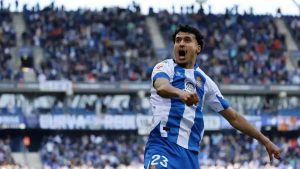 Omar El Hilali celebrando